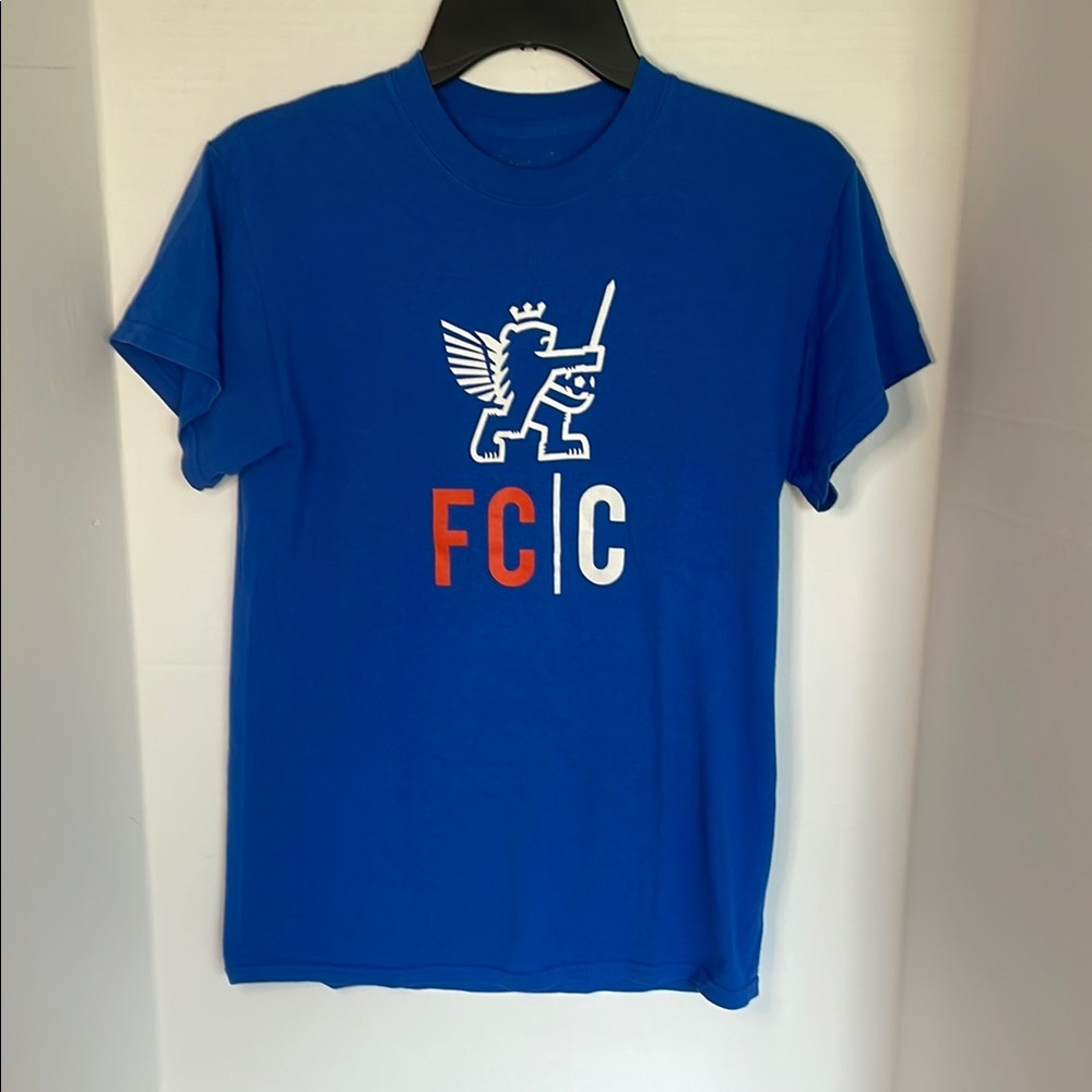 FC Cincinnati MLS Blue T-Shirt ladies size small